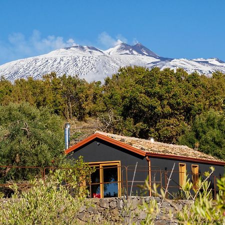Podere Dell'Etna Segreta - Essential Nature Hotel & Glamping بيانكافيلا المظهر الخارجي الصورة