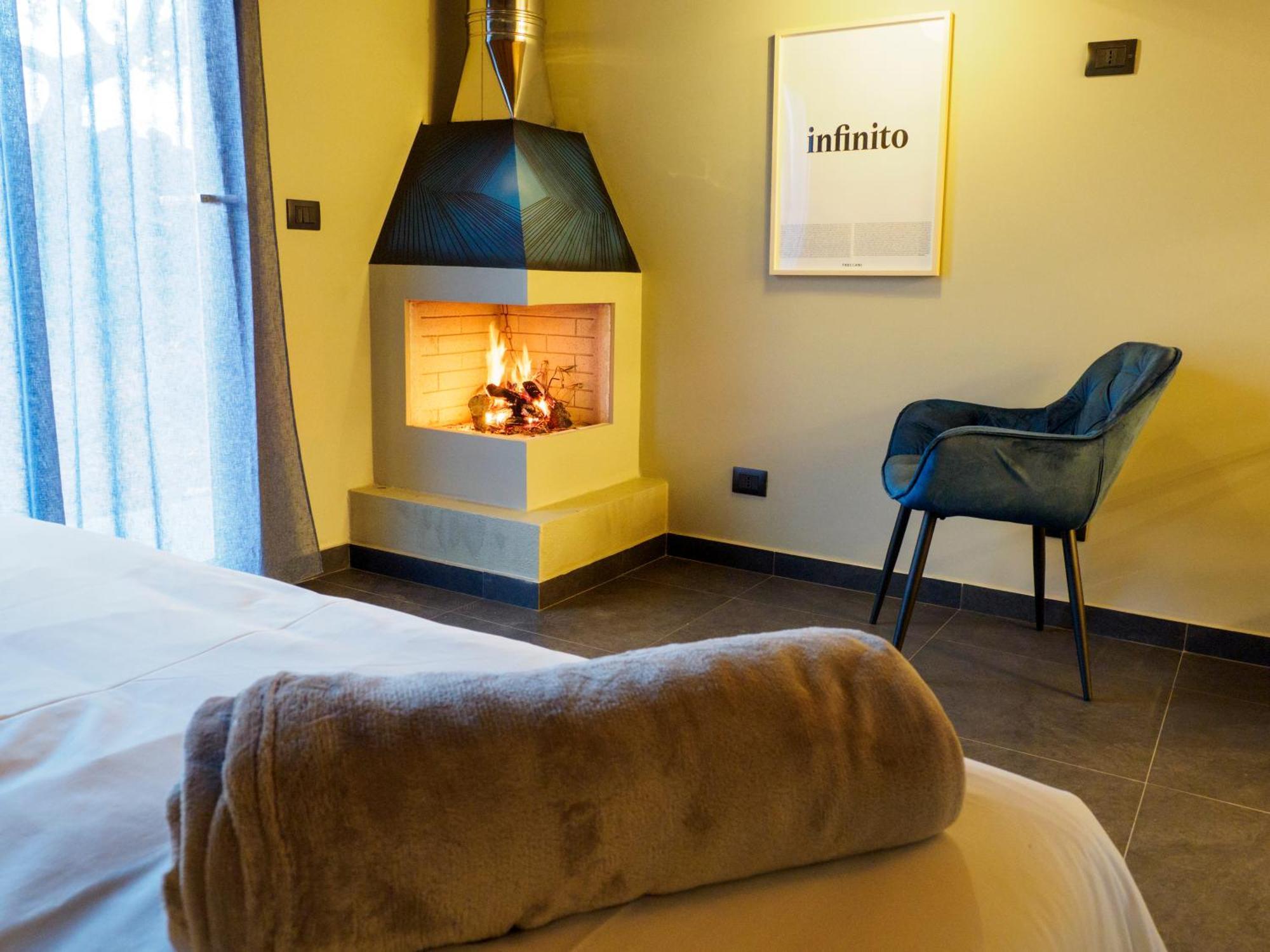 Podere Dell'Etna Segreta - Essential Nature Hotel & Glamping بيانكافيلا المظهر الخارجي الصورة