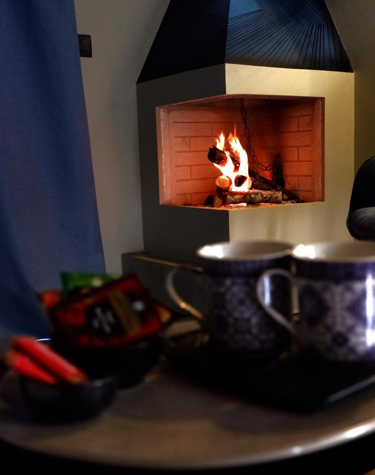 Podere Dell'Etna Segreta - Essential Nature Hotel & Glamping بيانكافيلا المظهر الخارجي الصورة