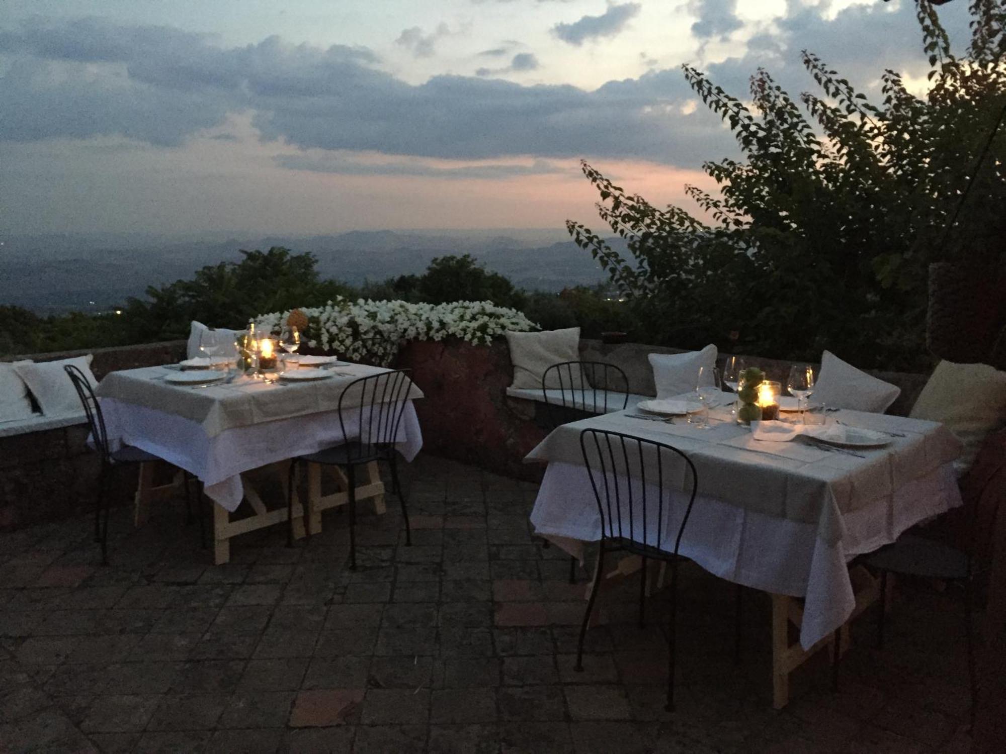 Podere Dell'Etna Segreta - Essential Nature Hotel & Glamping بيانكافيلا المظهر الخارجي الصورة