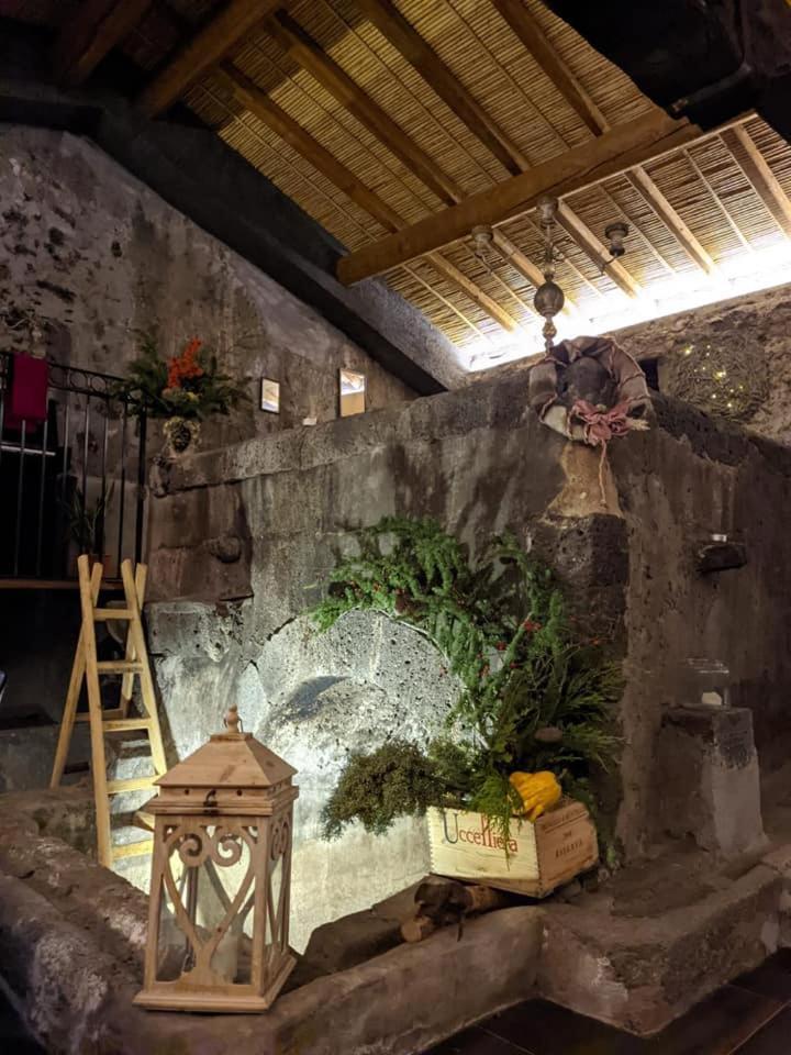 Podere Dell'Etna Segreta - Essential Nature Hotel & Glamping بيانكافيلا المظهر الخارجي الصورة