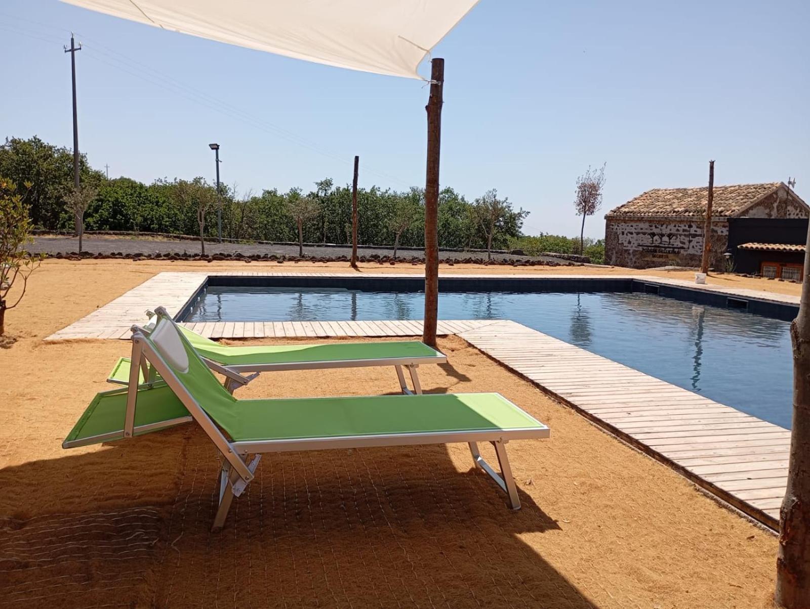 Podere Dell'Etna Segreta - Essential Nature Hotel & Glamping بيانكافيلا المظهر الخارجي الصورة