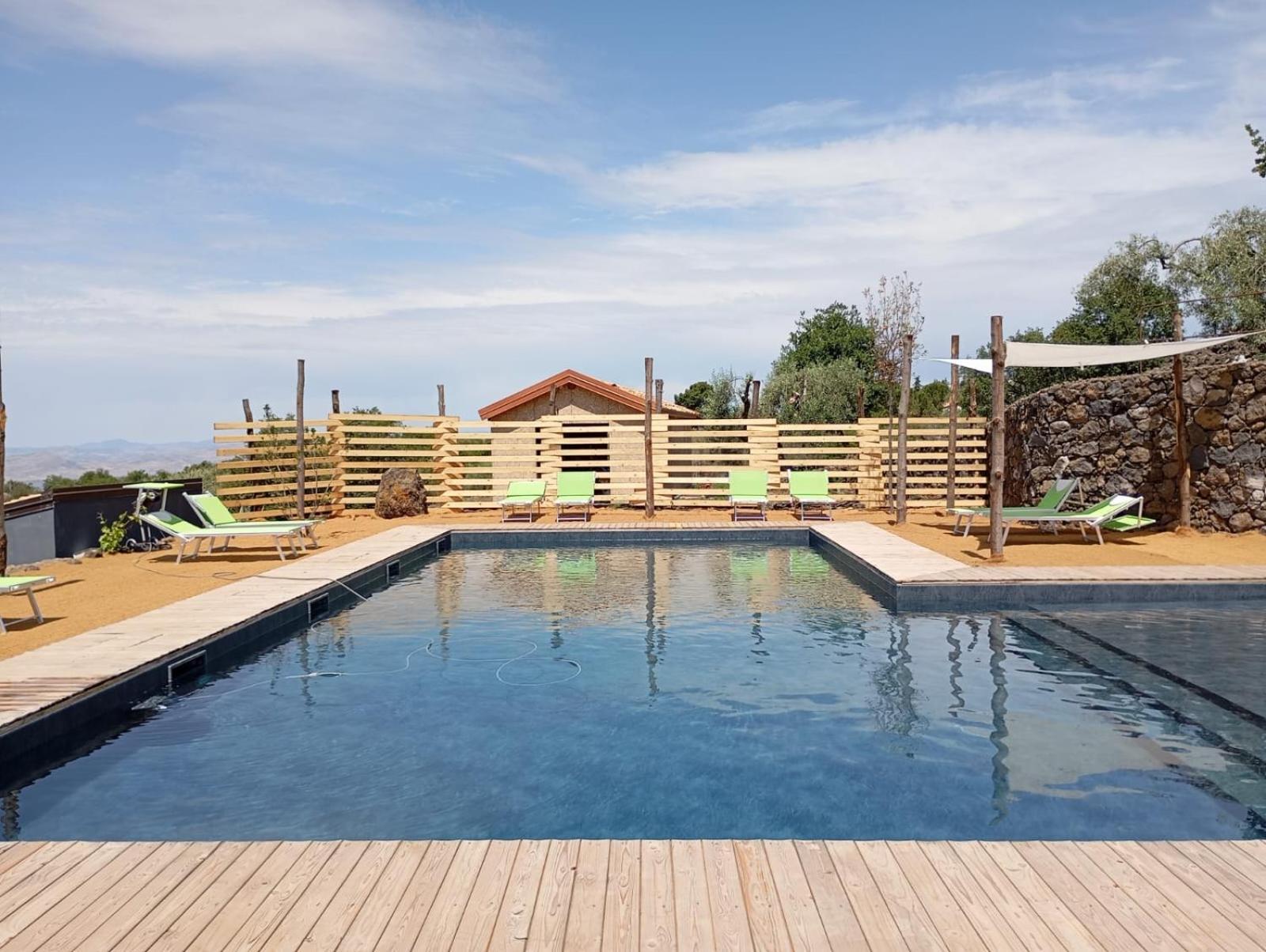 Podere Dell'Etna Segreta - Essential Nature Hotel & Glamping بيانكافيلا المظهر الخارجي الصورة